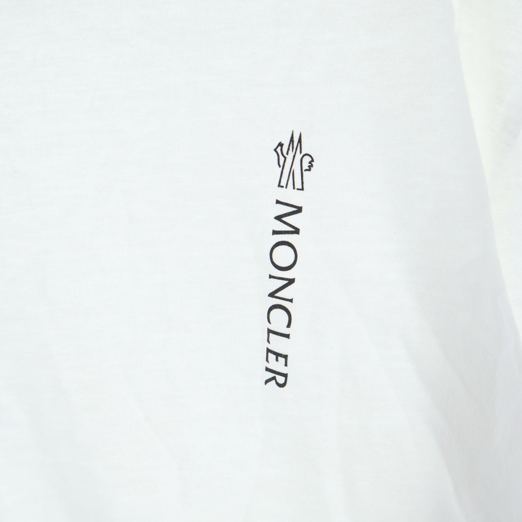 MONCLER(モンクレール) MAGLIA MANICA LUNGA フロントロゴプリント 長袖Tシャツ ホワイト I20918D00008 89A17
