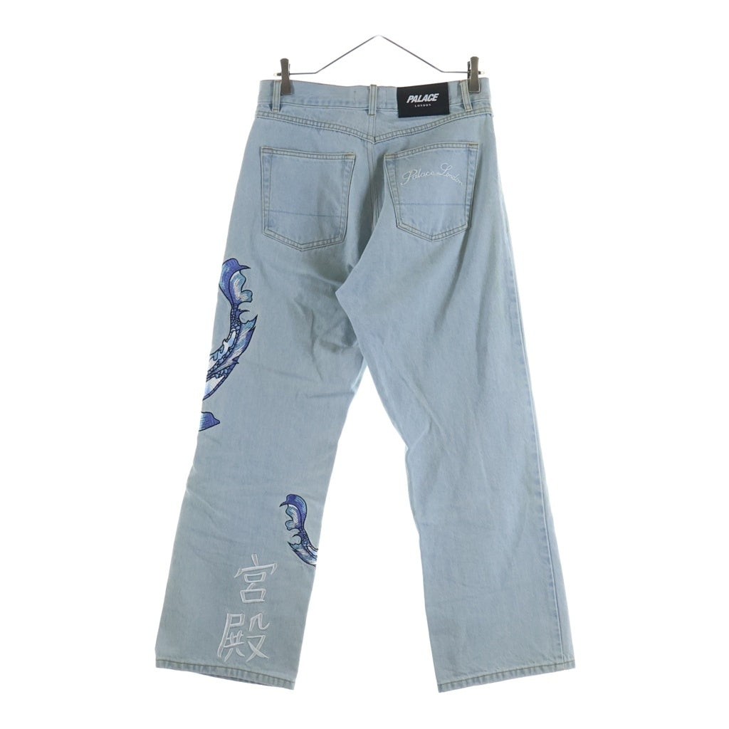 Palace Skateboards(パレススケートボーズ) CARP JEAN ストーンウォッシュ加工 刺繍デザイン デニムパンツ ライトブルー