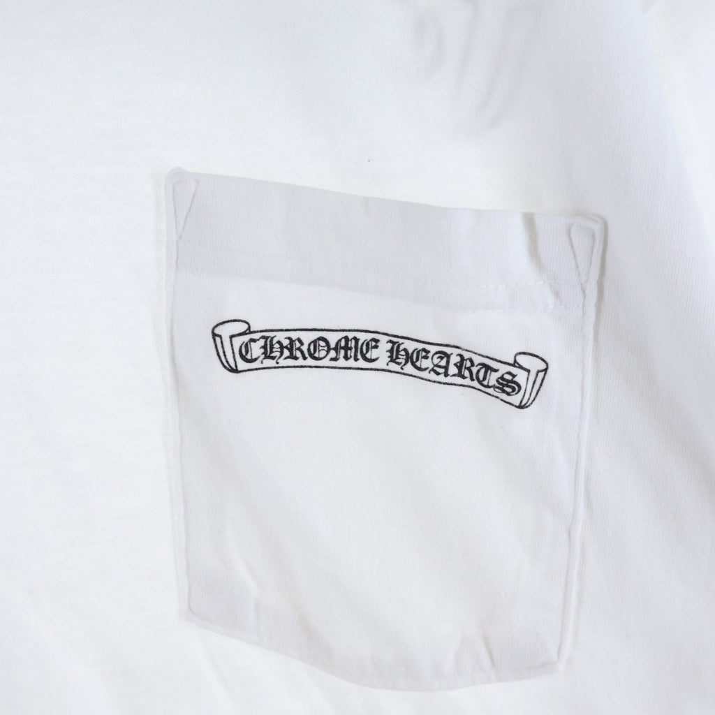 CHROME HEARTS(クロムハーツ) SCROLL LABEL T-SHIRT スクロールラベルプリント クルーネックポケット 半袖Tシャツ カットソー ホワイト