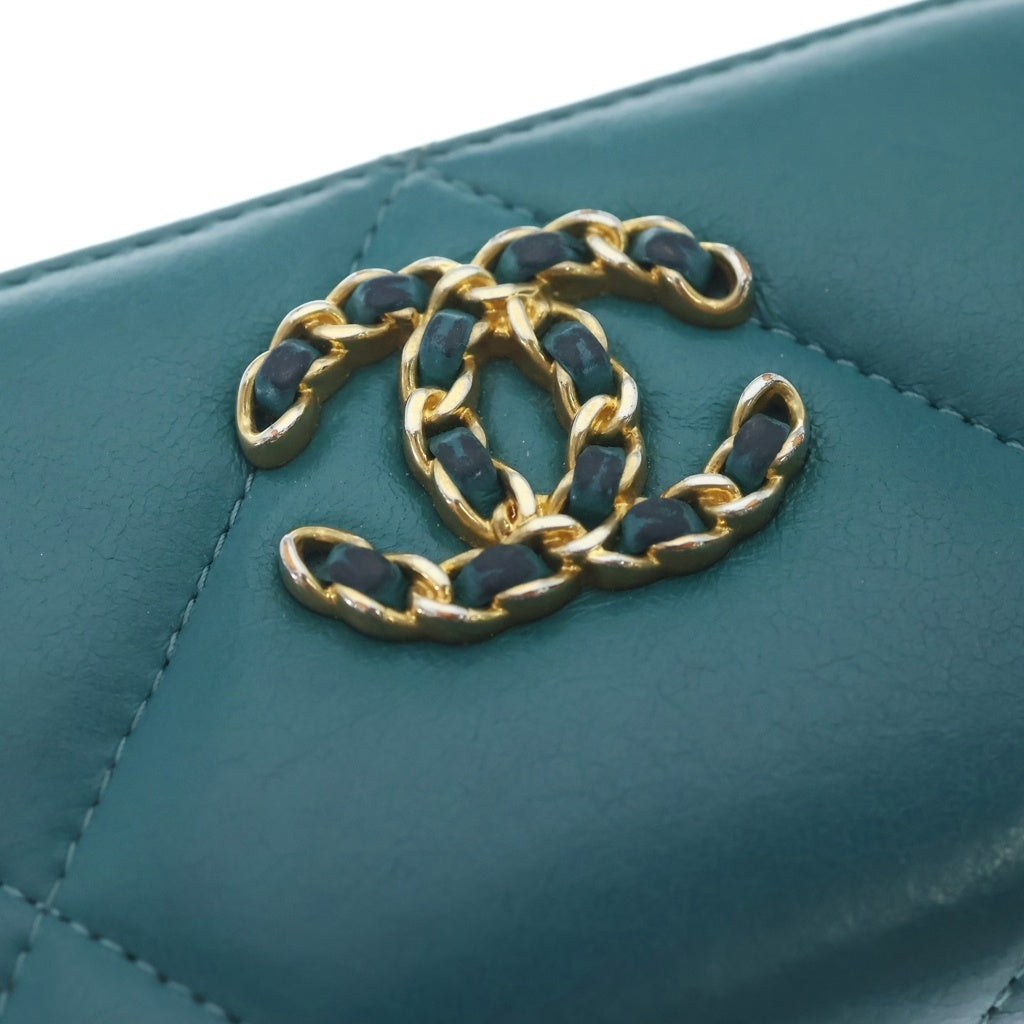 CHANEL(シャネル) シャネル19 ココマーク ラムスキン GD金具 ジッピー コインケース ライトブルー 30番台 AP0949 レディース