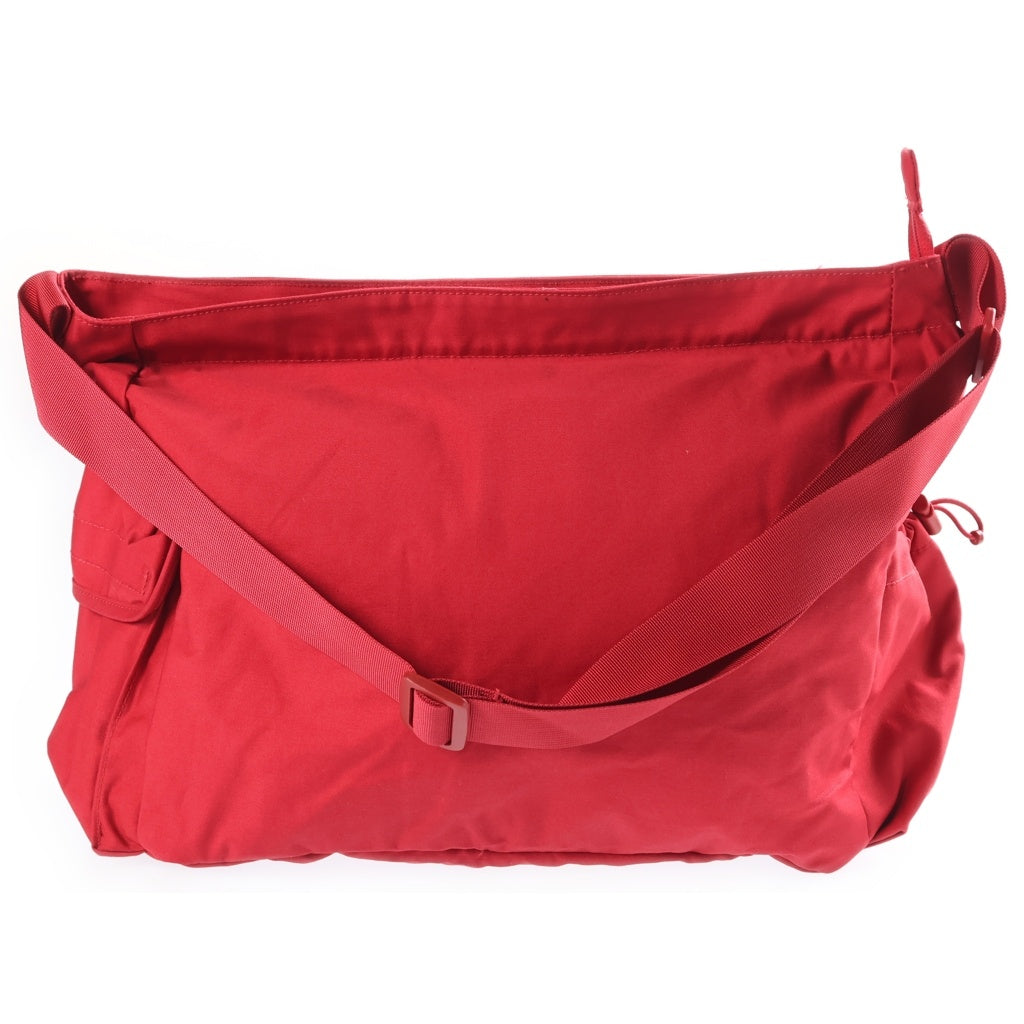 SUPREME(シュプリーム) 23SS Field Messenger Bag マルチポケット フィールド メッセンジャーバッグ レッド レディース