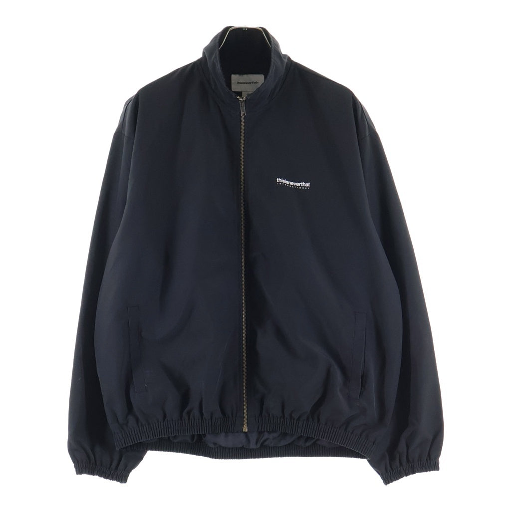THISISNEVERTHAT(ディスイズネバーザット) INTL Team Jacket バックプリント インターナショナル ジップアップ チームジャケット ブラック TN240WOWLS01