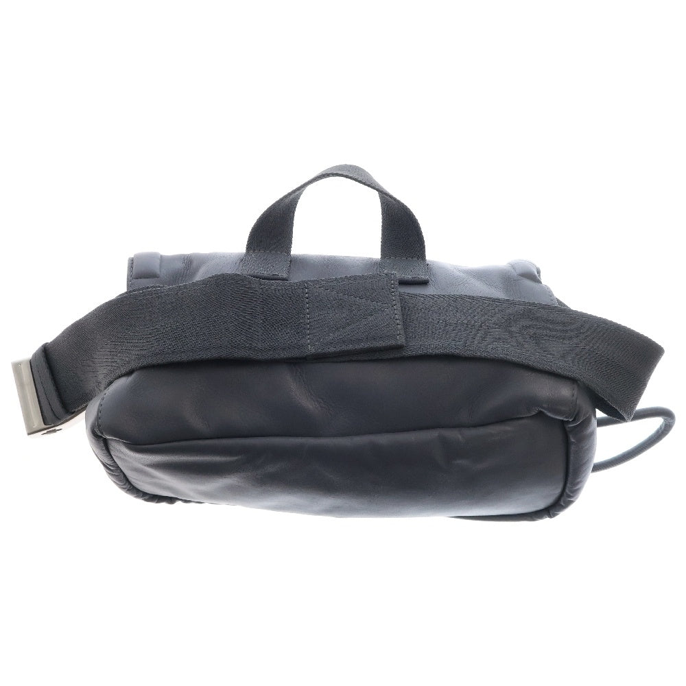 BOTTEGA VENETA(ボッテガヴェネタ) ビーク ベルトバッグ ボディバッグ ウエストバッグ レザー グレー シルバー金具