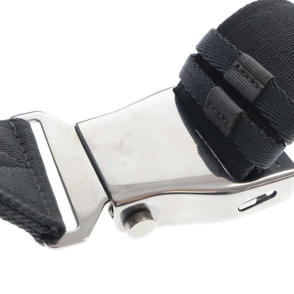 BOTTEGA VENETA(ボッテガヴェネタ) ビーク ベルトバッグ ボディバッグ ウエストバッグ レザー グレー シルバー金具