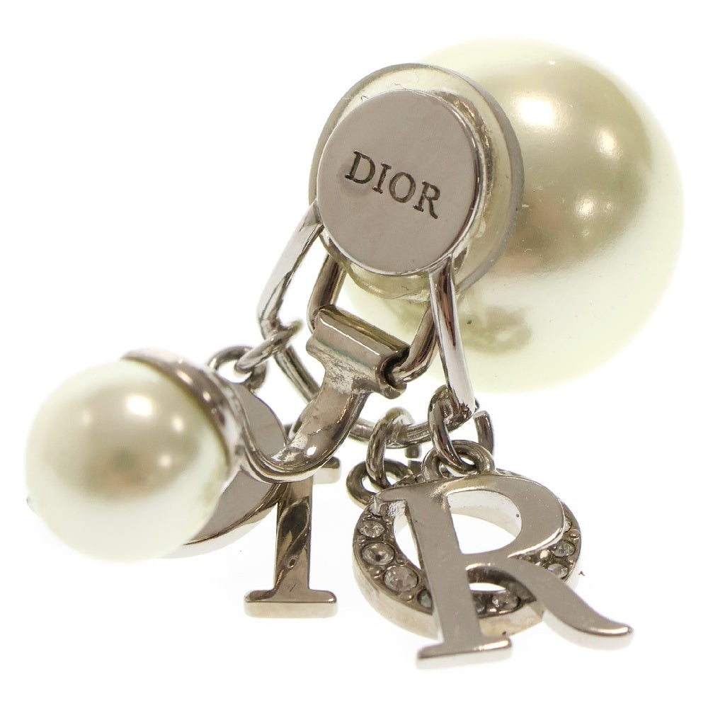 Christian Dior(クリスチャンディオール) ロゴパールクリップイヤリング シルバー
