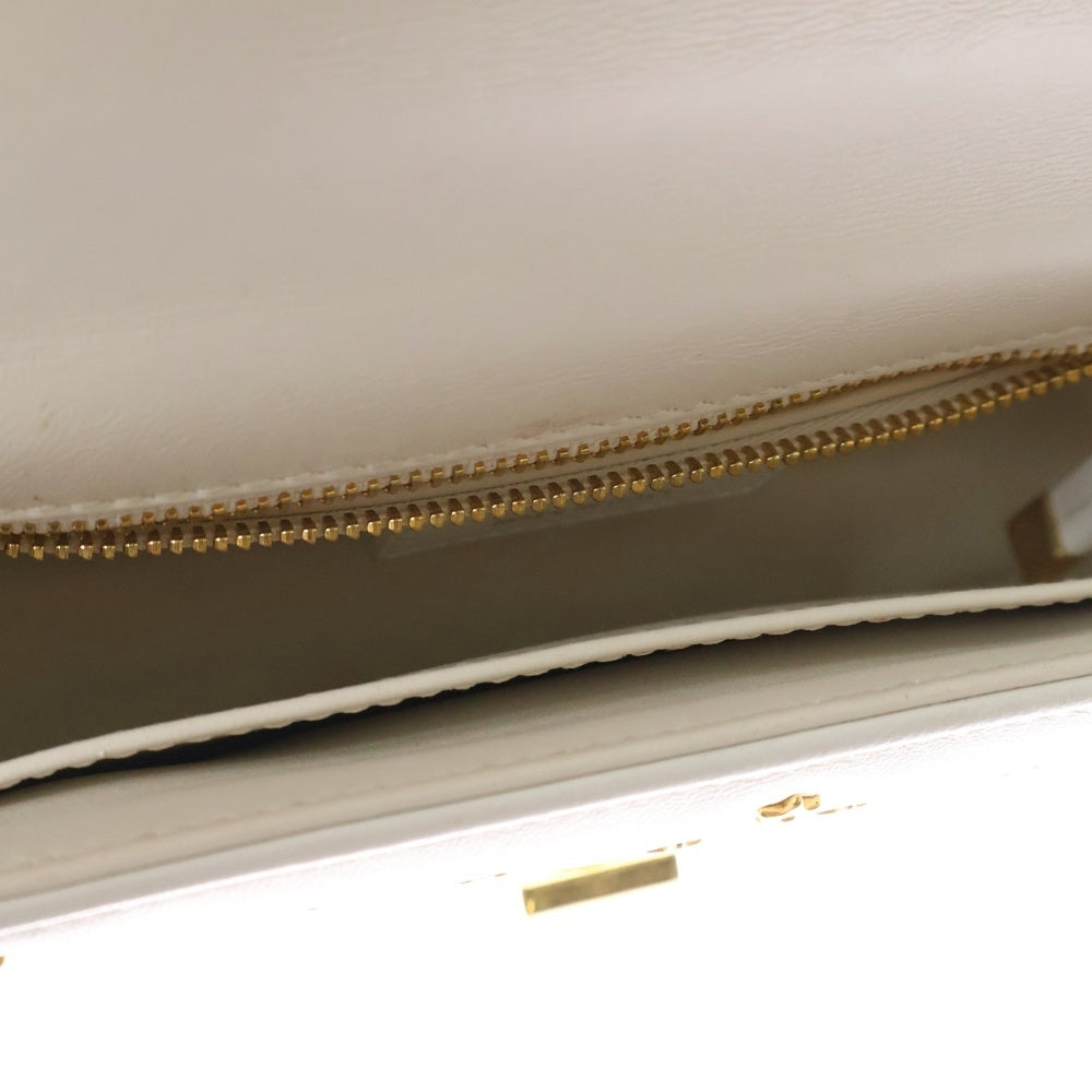 Christian Dior(クリスチャンディオール) チェーンショルダーバッグ カロ カナージュ スタッズ 白 レザー