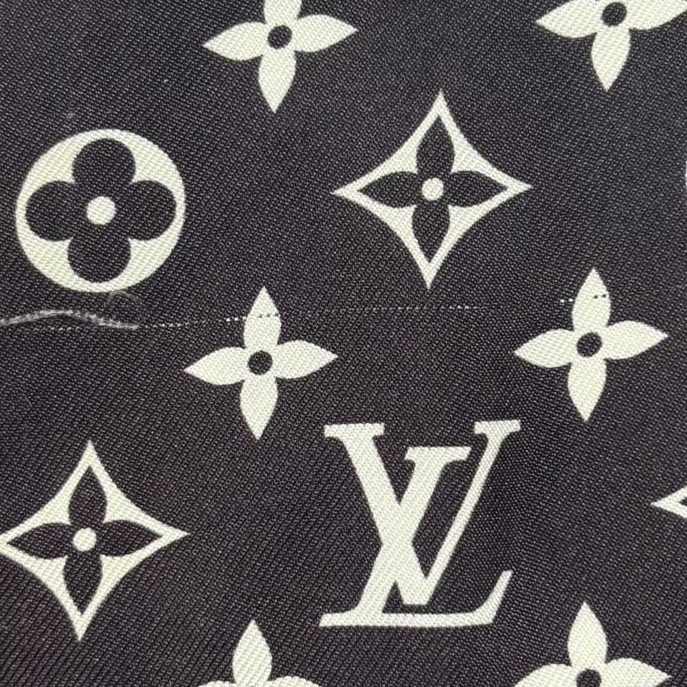 LOUIS VUITTON(ルイヴィトン) バンドー アラウンドザワールド マルチカラー スカーフ ブラック×ピンク M76973