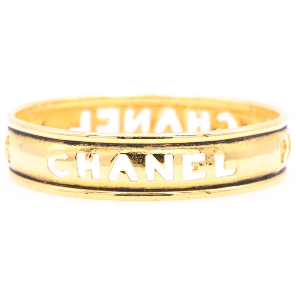 CHANEL(シャネル) ロゴ バングル ブレスレット ゴールド GP