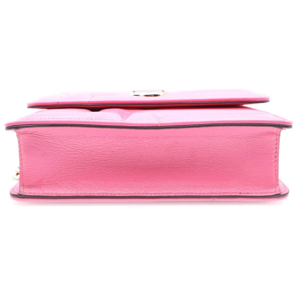 JIMMY CHOO(ジミーチュウ) AVENUE QUAD アヴェニュー クアッド キルティング レザー チェーンショルダーバッグ ゴールド金具 ピンク レディース J000153598001