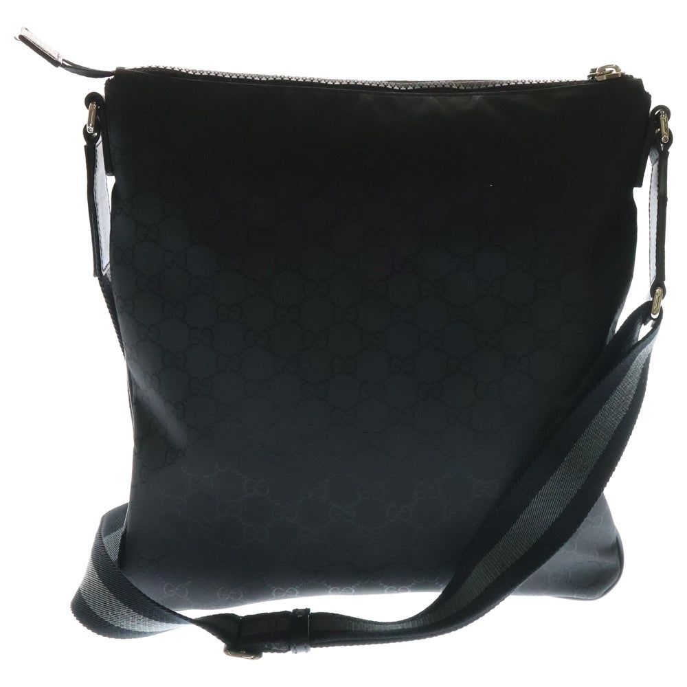 GUCCI(グッチ) GGナイロン ショルダーバッグ メッセンジャーバッグ ブラック シルバー金具 ナイロン 449185