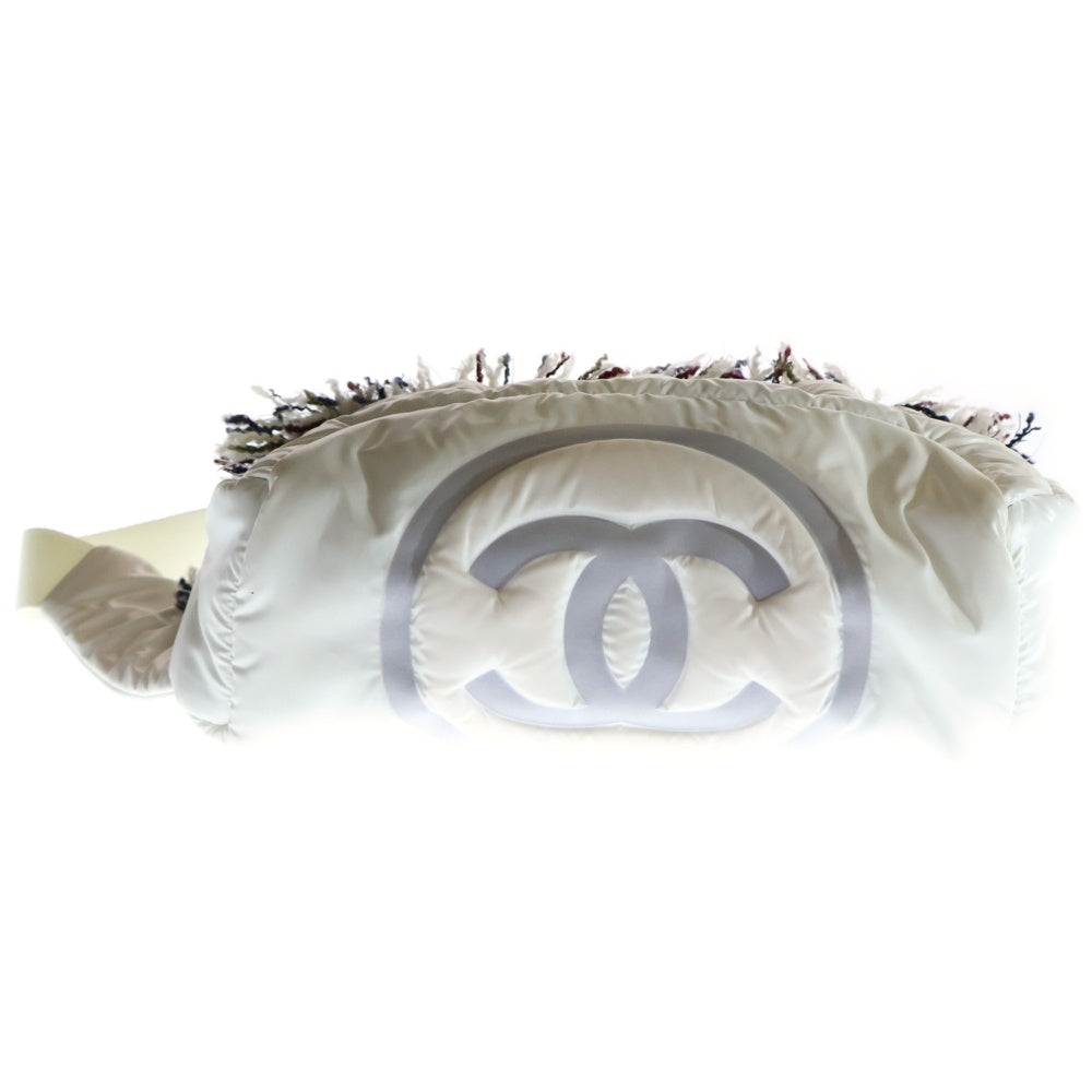 CHANEL(シャネル) ココネージュ ココマーク ナイロン 中綿 ツイード切り替え ショルダー ボディー ウエストバッグ ホワイト シルバー金具 26番台