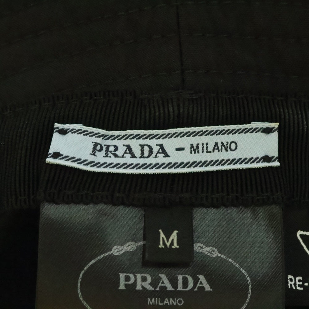 PRADA(プラダ) Re-Nylon トライアングルロゴ テスート バケットハット 帽子 ブラック 1HC137 2DMI