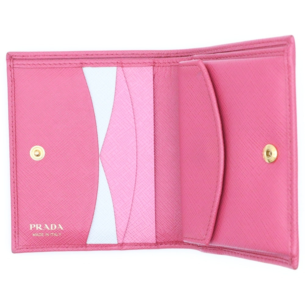 PRADA(プラダ) ロゴプレート サフィアーノレザー コンパクトウォレット 二つ折り財布 ピンク 1MV204