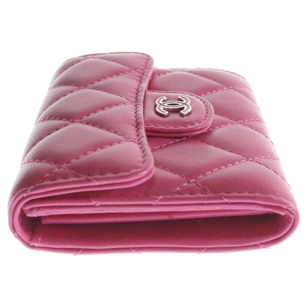 CHANEL(シャネル) マトラッセ コインケース コンパクトウォレット 三つ折り財布 シルバー金具 ピンク ラムスキン シール