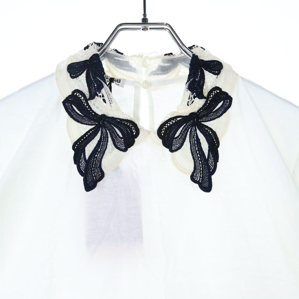 miumiu(ミュウミュウ) 17SS リボンモチーフ レースカラー 裾ロゴ コットン 半袖Tシャツ カットソー ブラウス ホワイト レディース MJM972