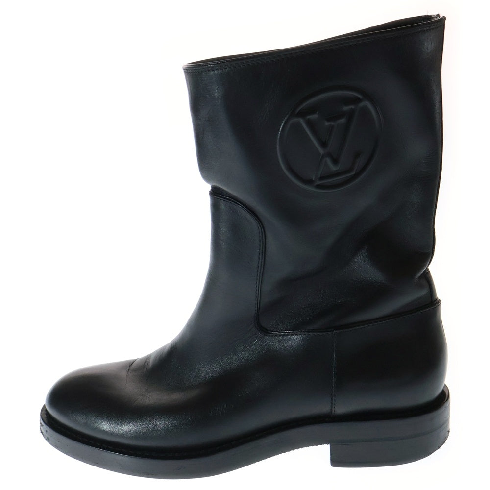 LOUIS VUITTON(ルイヴィトン) LVエンボス レザー ショートブーツ ブラック レディース