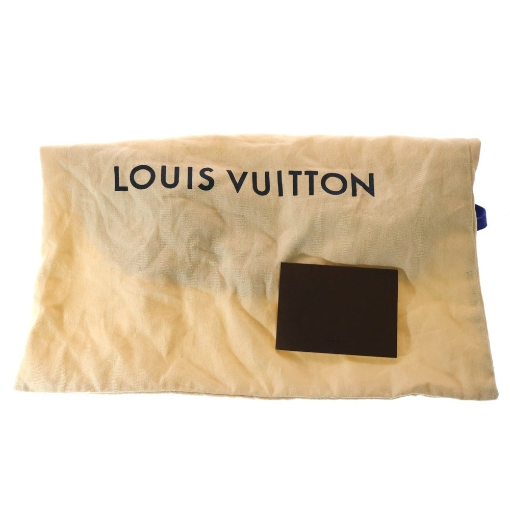 LOUIS VUITTON(ルイヴィトン) LVエンボス レザー ショートブーツ ブラック レディース