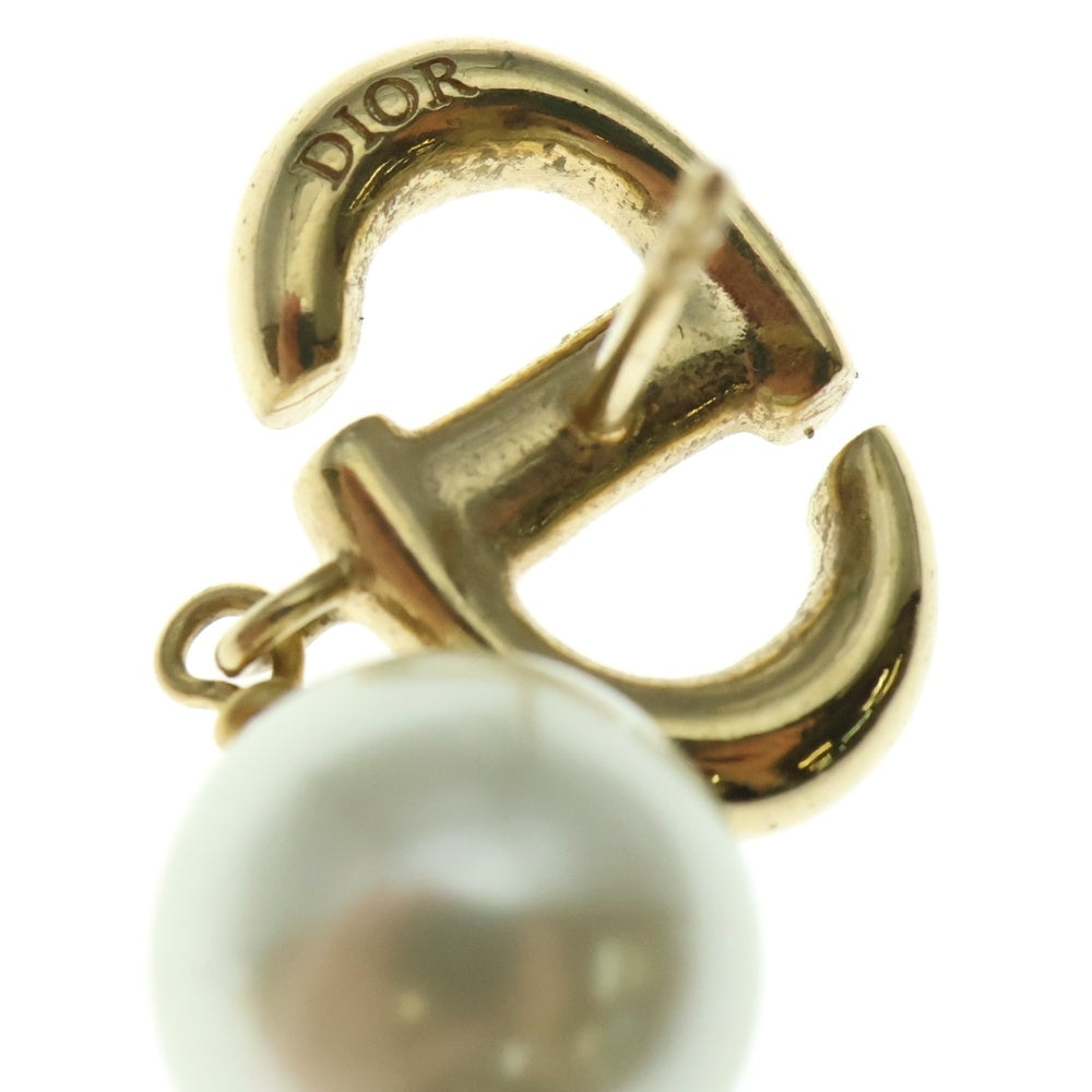 Christian Dior(クリスチャンディオール) Petit CDロゴ フェイクパール ドロップピアス ゴールド