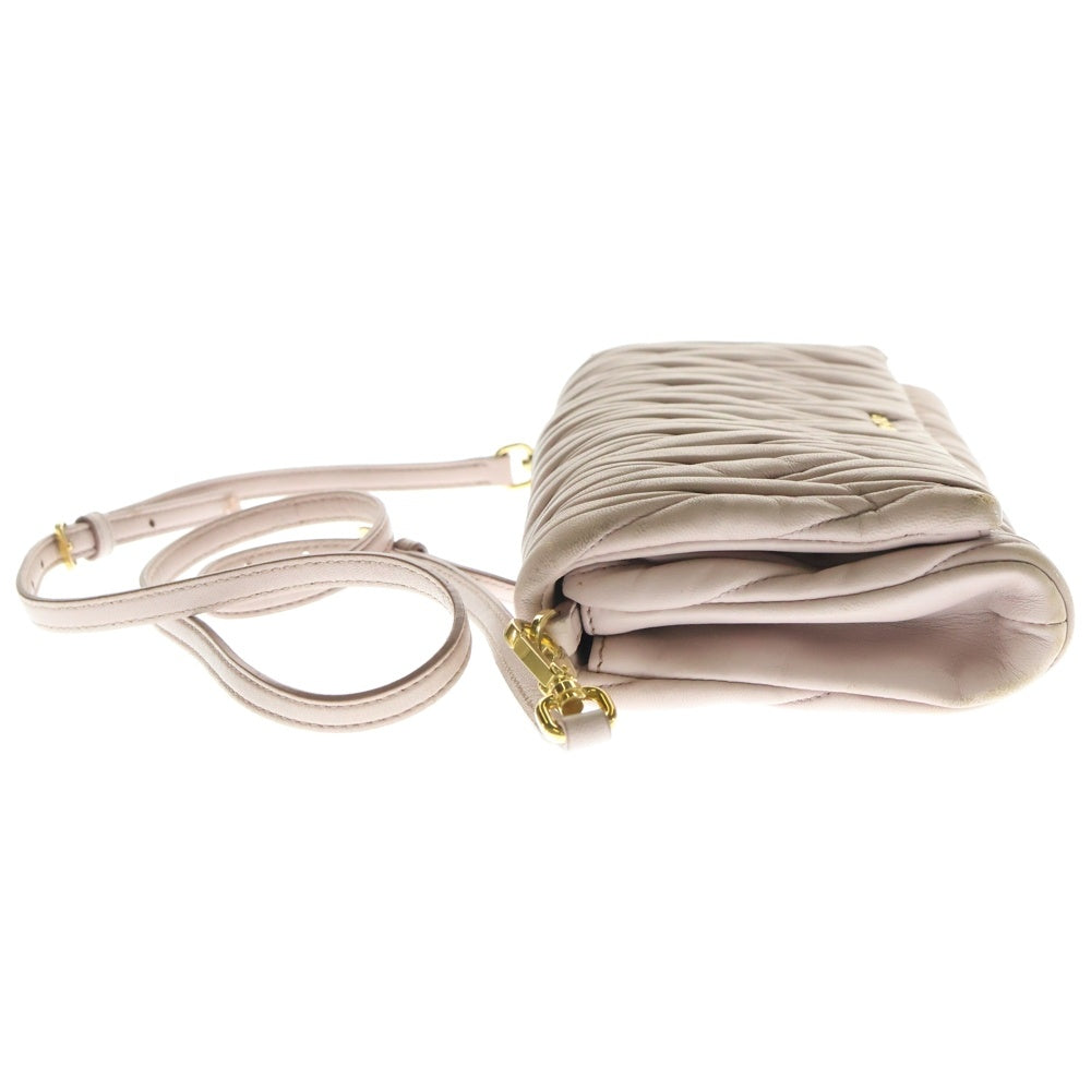 miumiu(ミュウミュウ) マテラッセ ショルダーバッグ ミニバッグ ライトピンク ゴールド金具 レザー