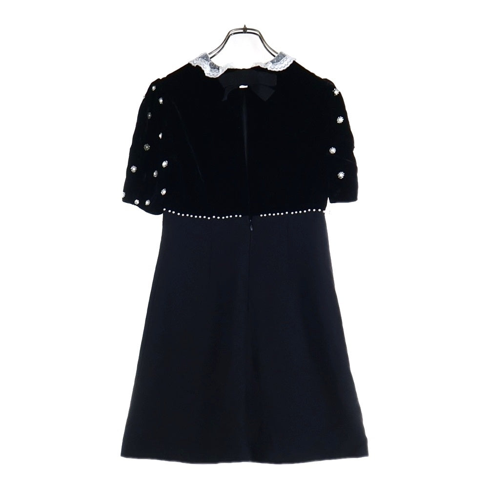 miumiu(ミュウミュウ) 19AW パール装飾 ベルベット ベロア 切り替え パフスリーブ レース 半袖 ミディアムワンピース ドレス ブラック/ホワイト レディース MF3577