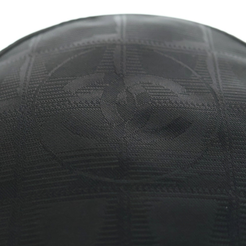 CHANEL(シャネル) ニュートラベルライン ココマーク ナイロン ラウンドポーチ ブラック A17682