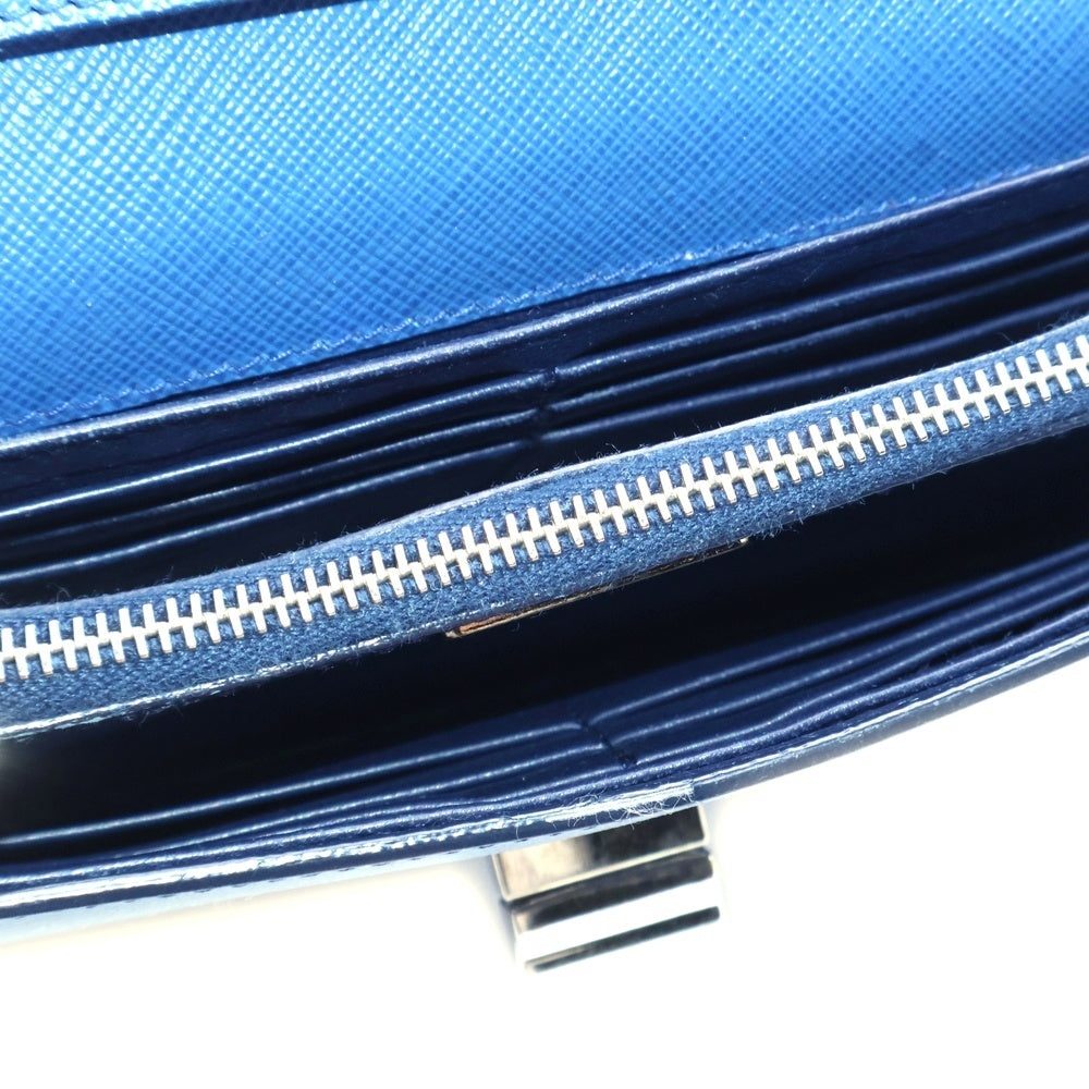 PRADA(プラダ) ロゴプレート サフィアーノレザー ターンロック ショルダーバッグ シルバー金具 ブルー BT1020