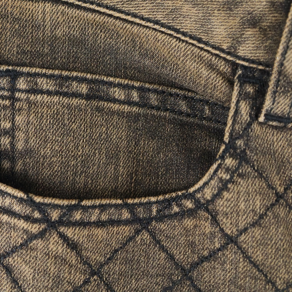 CHANEL(シャネル) ココマーク ターンロック マトラッセ テーパード デニムパンツ ジーンズ ブラウン レディース P38985V28387