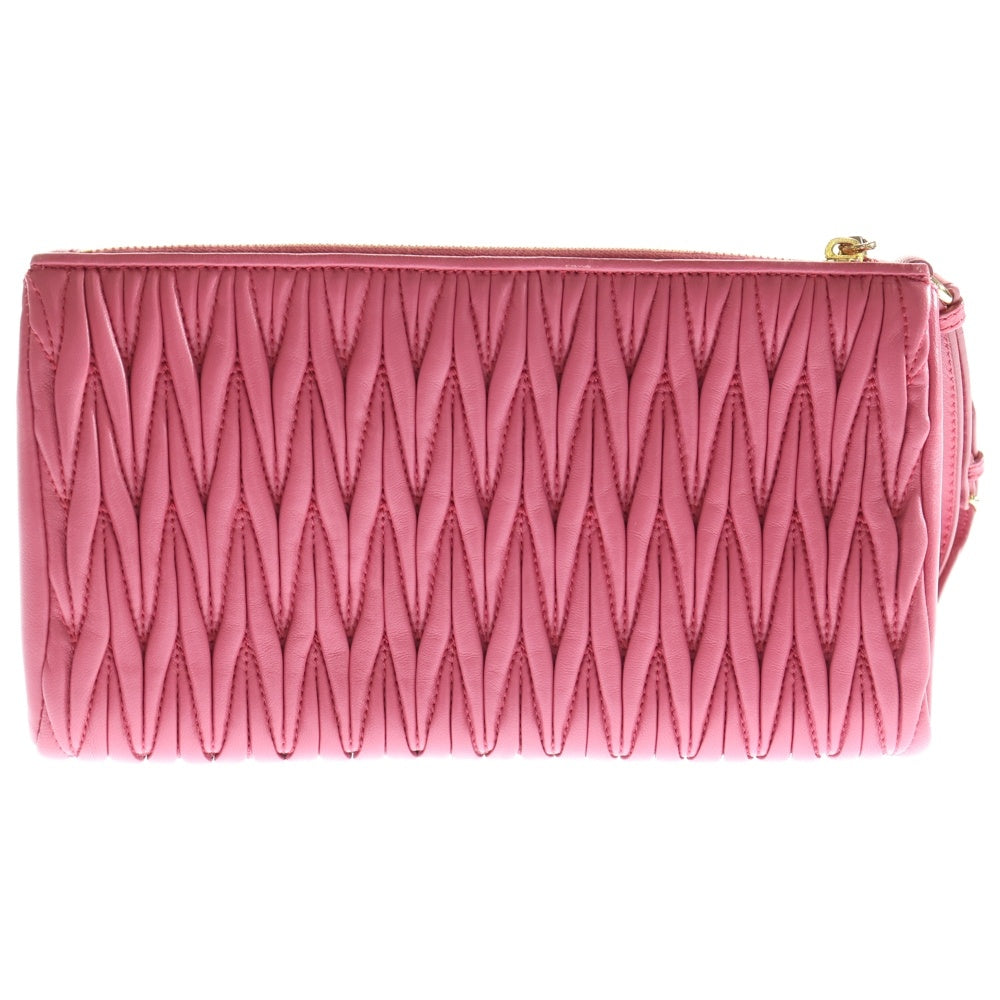 miumiu(ミュウミュウ) マテラッセ セカンドバッグ クラッチバッグ ポーチ ピンク レザー ゴールド金具 レディース