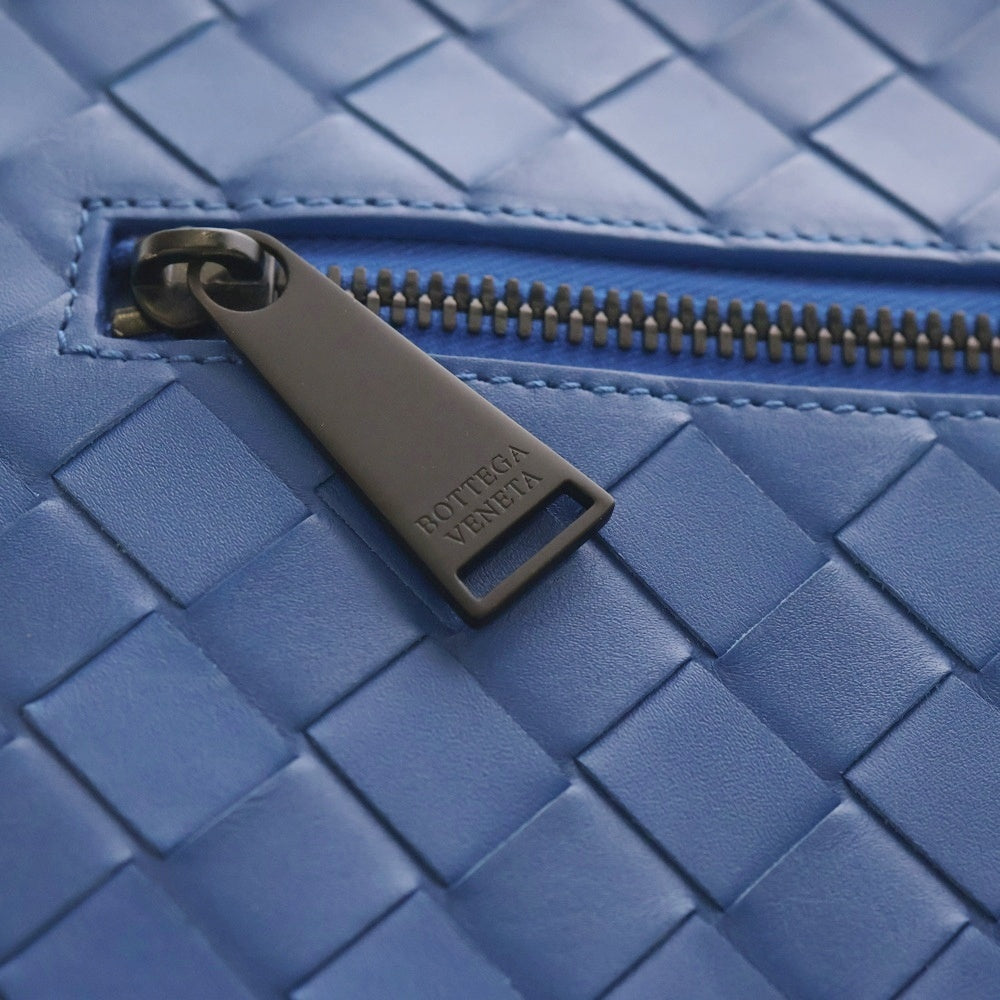 BOTTEGA VENETA(ボッテガヴェネタ) イントレチャート スモール クラッチバッグ セカンドバッグ リストレット ドキュメントケース ブルー レザー レディース