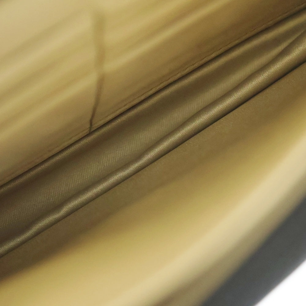 CHANEL(シャネル) カメリア チェーンウォレット ショルダーバッグ ミニバッグ ブラック レザー ゴールド金具 レディース