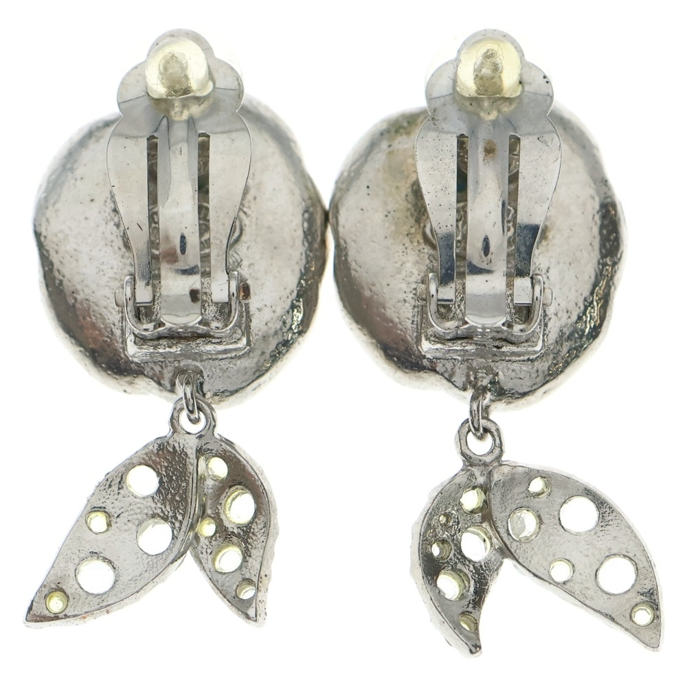 CHANEL(シャネル) 04P カメリアイヤリング ラインストーン ピンクベージュ シルバー SV レディース