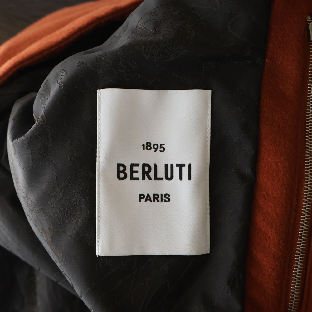Berluti(ベルルッティ) レザーパッチ カシミヤフーデッド ジップアップ ブルゾン オレンジ R25OBL415WDBQ