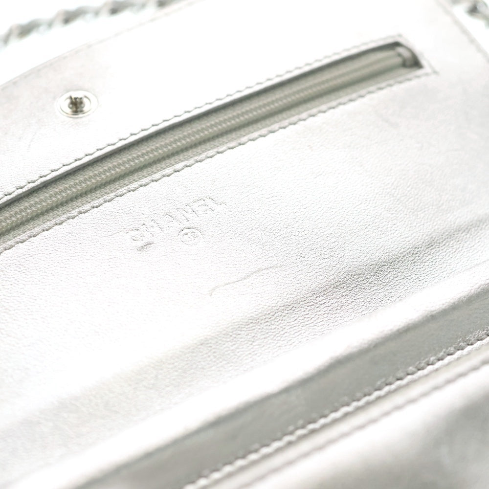 CHANEL(シャネル) マトラッセ チェーンウォレット ショルダーバッグ シルバー ラムスキン シルバー金具 レディース