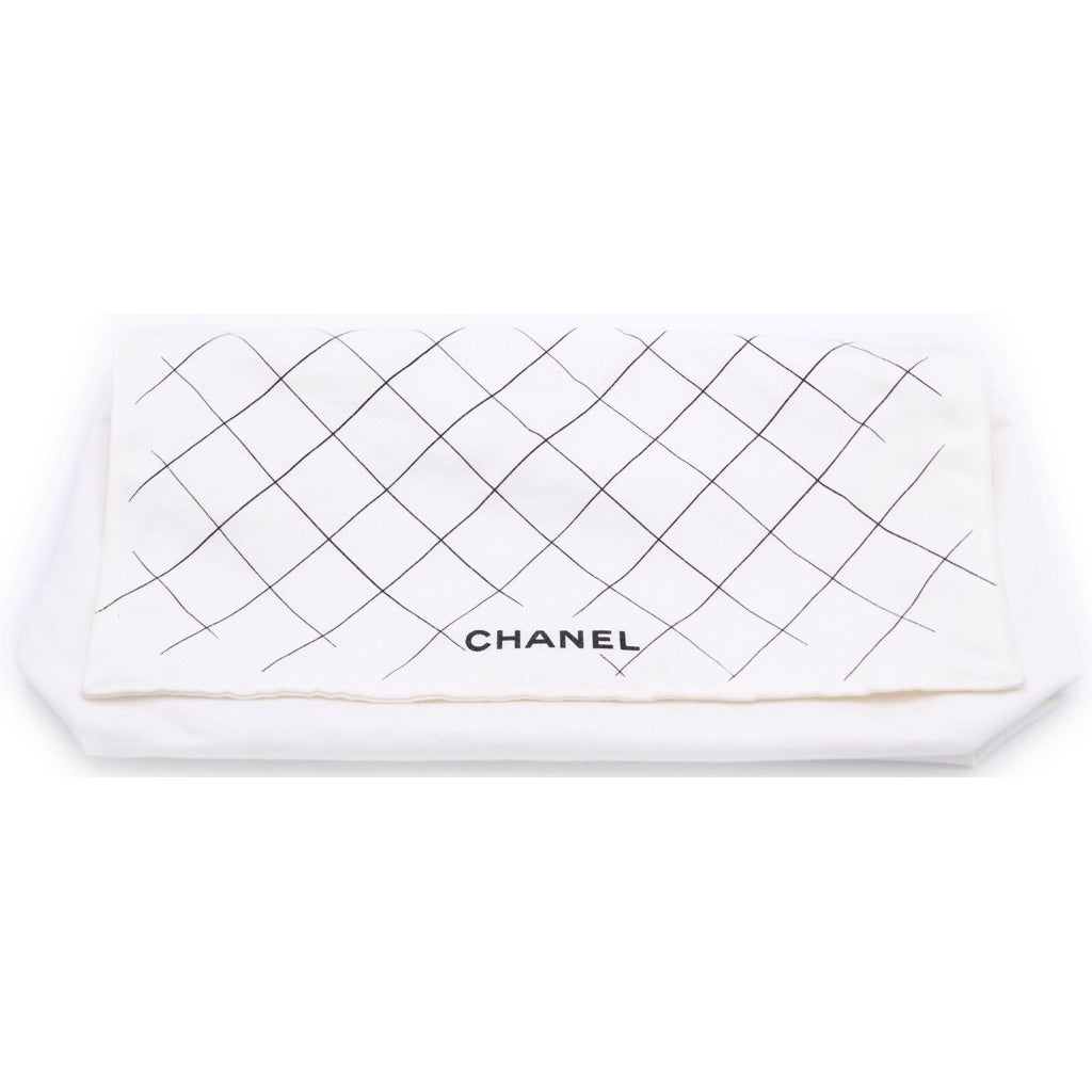 CHANEL(シャネル) マトラッセ23 キャビアスキン ダブルフラップ ダブルチェーン キャビアスキン ショルダーバッグ ホワイト ゴールド金具 レディース