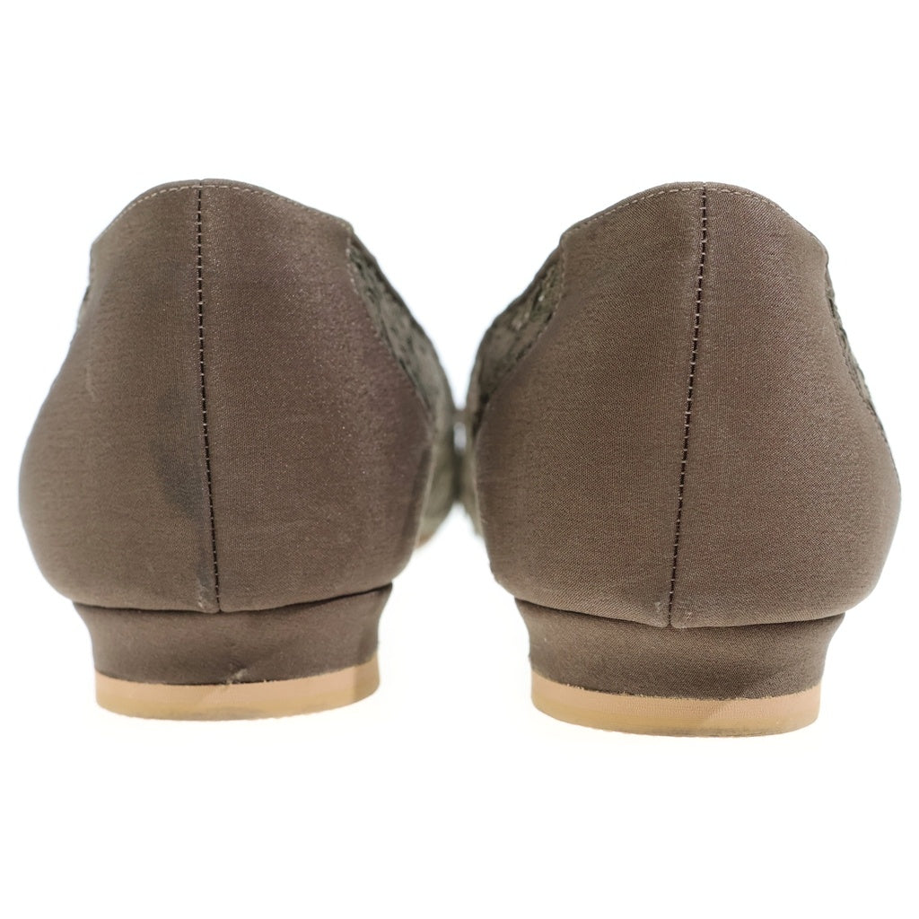 MANOLO BLAHNIK(マノロブラニク) ハンギシ レース ビジュー装飾バックル フラットシューズ パンプス カーキ レディース