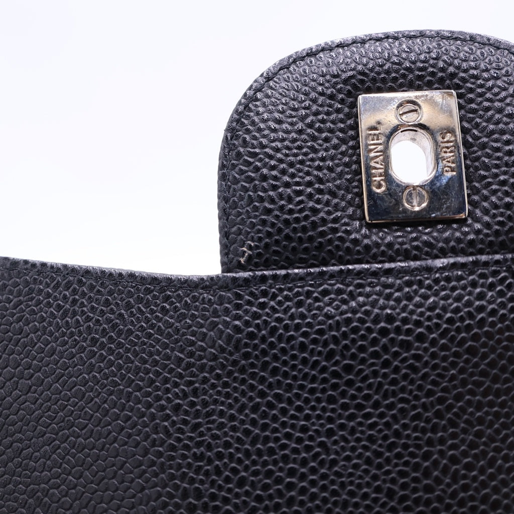 CHANEL(シャネル) デカマトラッセ 30 WフラップWチェーンショルダーバッグ ブラック キャビアスキン シルバー金具 14番台 A58600 レディース