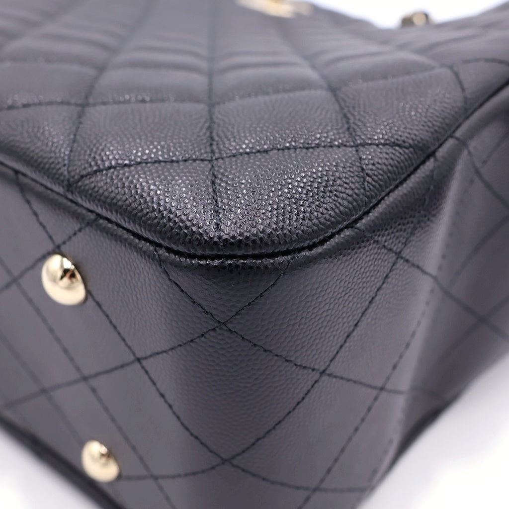 CHANEL(シャネル) マトラッセ チェーントートバッグ ラージ キャビアスキン シルバー金具 ブラック A91046 プレート レディース