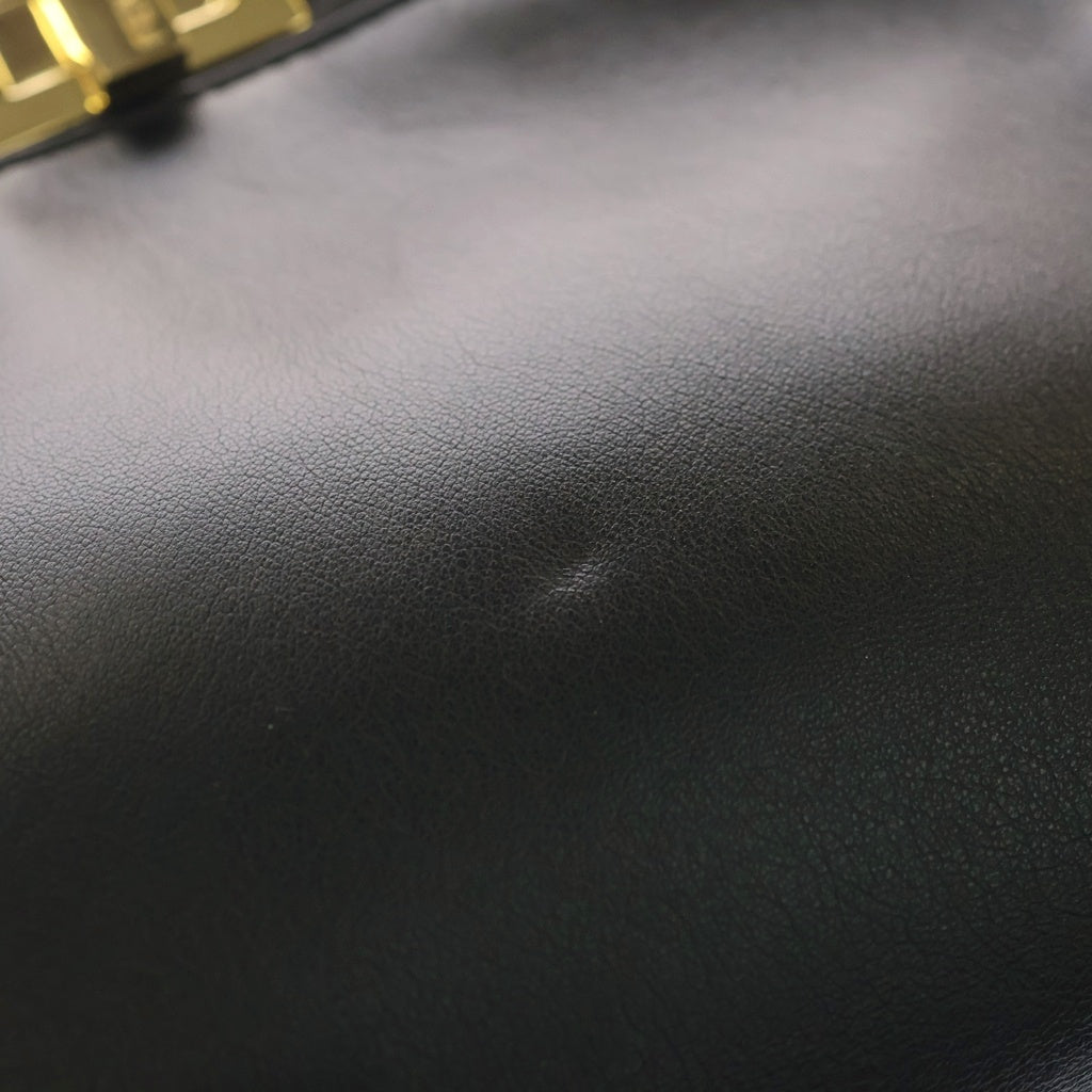 FENDI(フェンディ) ピーカブー レザー ゴールド金具 2WAY ハンドバッグ ショルダーバッグ 8BN244 ブラック レディース