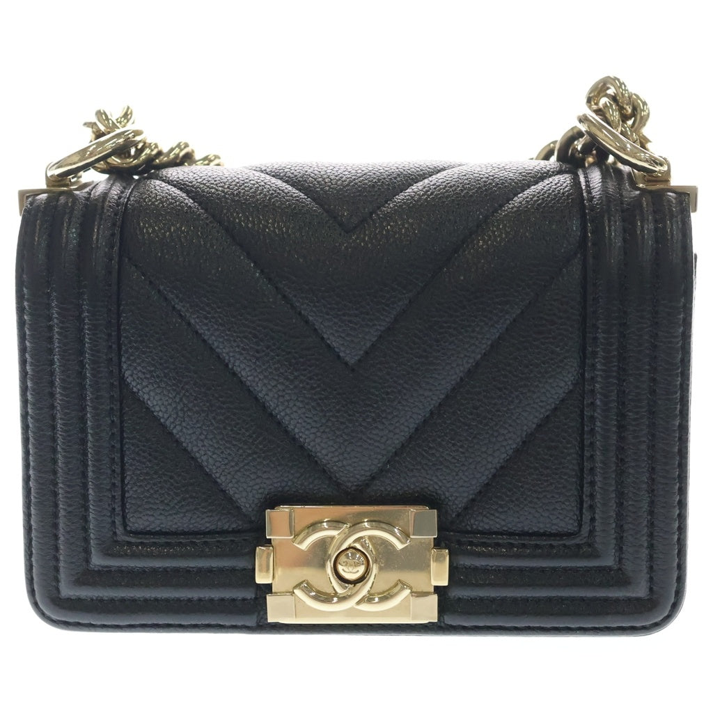 CHANEL(シャネル) ボーイシャネル ミニ シェブロン Vステッチ キャビアスキン ゴールド金具 チェーン ショルダーバッグ プレート ブラック レディース