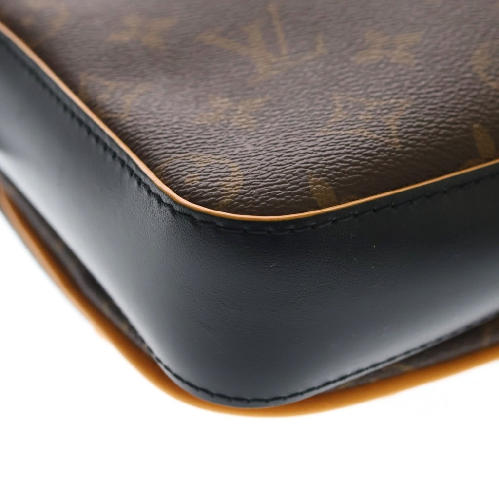 LOUIS VUITTON(ルイヴィトン) モノグラム マカサー トリオメッセンジャー PVC レザー ショルダーバッグ ICタイプ ブラウン M46694 レディース