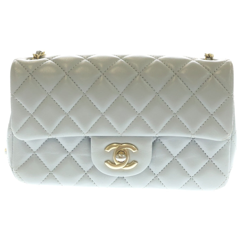 CHANEL(シャネル) ミニ マトラッセ20 ココボール Sフラップ ラムスキン レザー Sチェーンショルダーバッグ グレー ゴールド金具 プレート レディース
