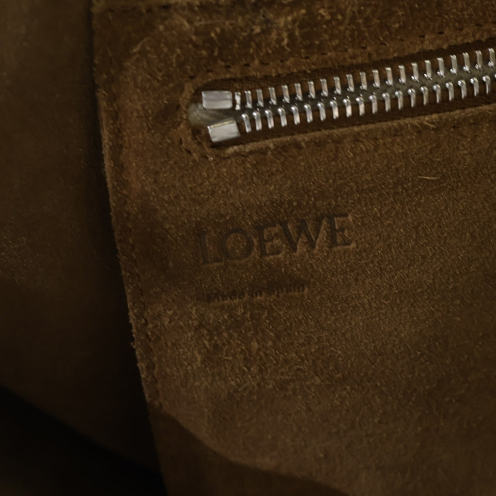 LOEWE(ロエベ) アナグラムロゴ レザーパッチ シアリング ファー ショルダーバッグ シルバー金具 ベージュ/ブラウン レディース