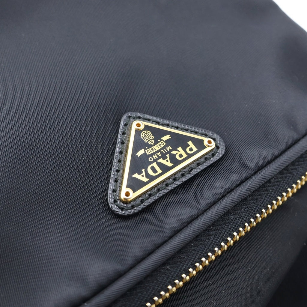 PRADA(プラダ) Re-Nylon トライアングルロゴ デュエット ハンド バケット ショルダーバッグ 巾着 ナイロン ブラック 1BH038 レディース