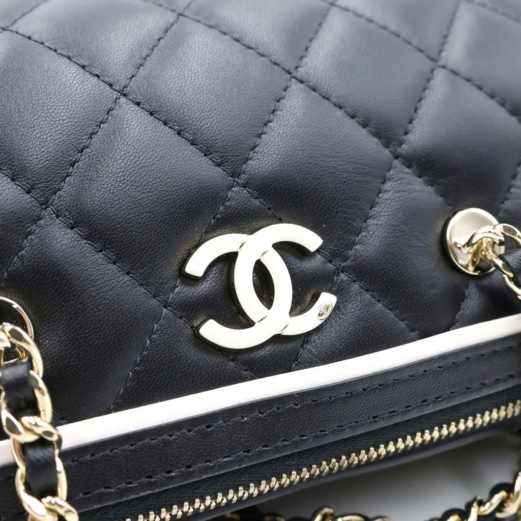 CHANEL(シャネル) マトラッセ ボストンショルダーバッグ チェーンミニバッグ ブラック×ホワイト ラムスキン AP4515 ゴールド金具 レディース