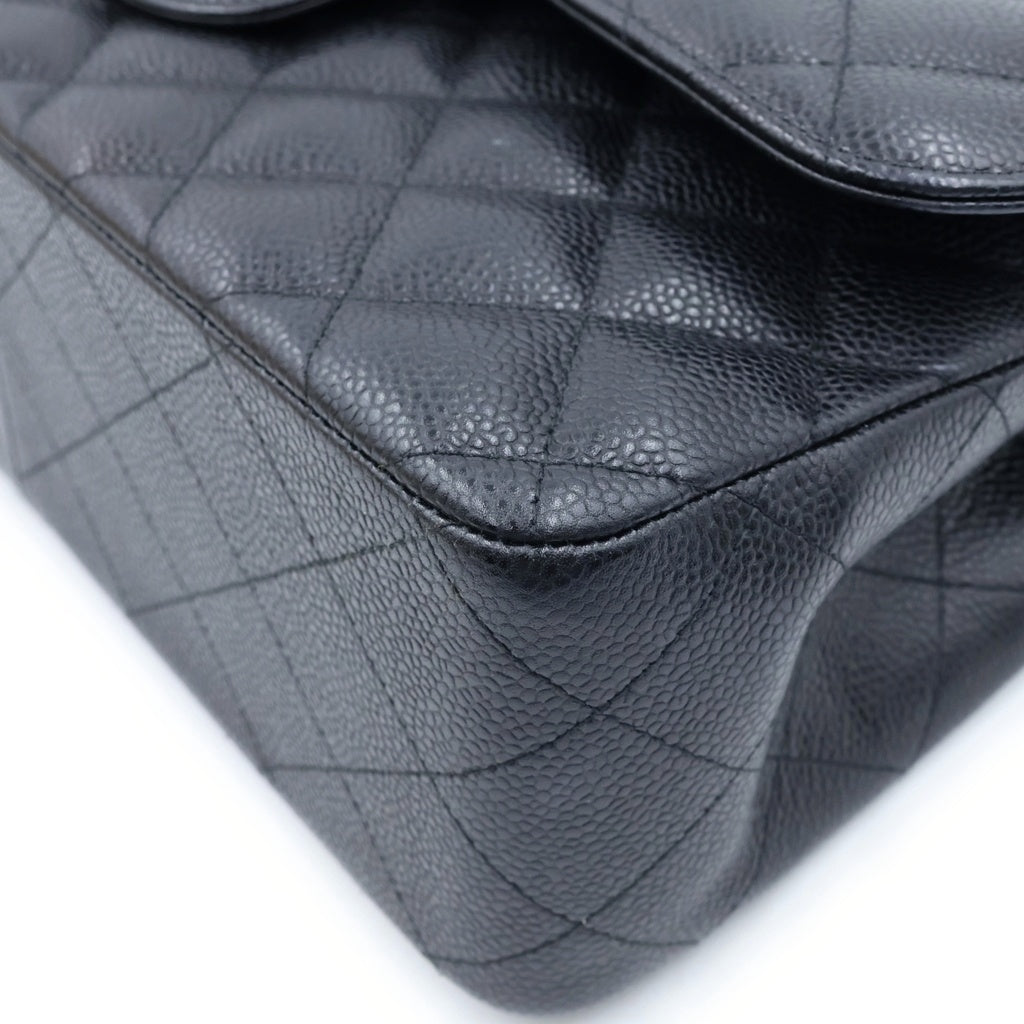 CHANEL(シャネル) マトラッセ30 WフラップWチェーンショルダーバッグ ブラック キャビアスキン ゴールド金具 シール、カード付 22番台 レディース
