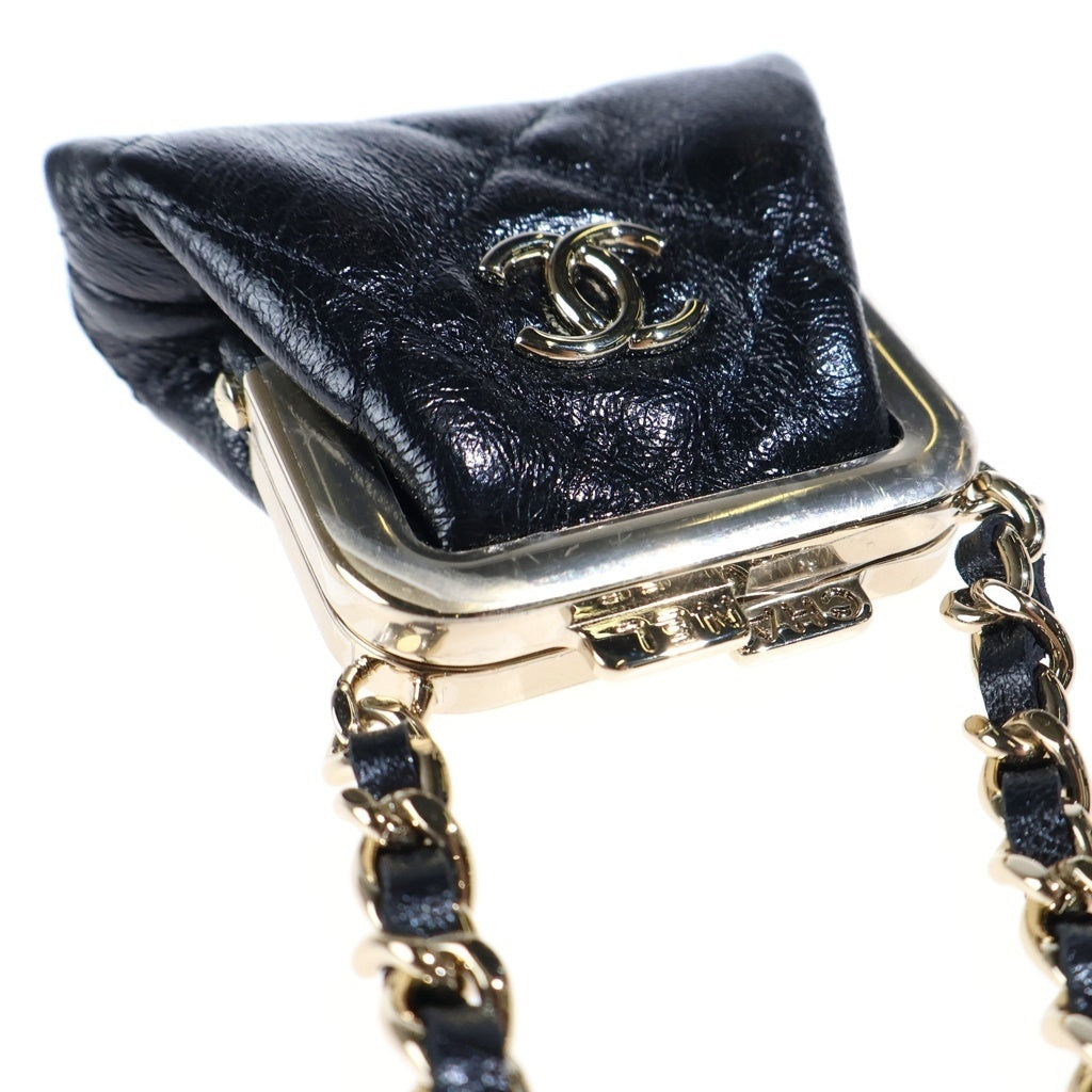 CHANEL(シャネル) マトラッセ がま口チェーンウォレット ポーチ ブラック ラムスキン ゴールド金具 レディース