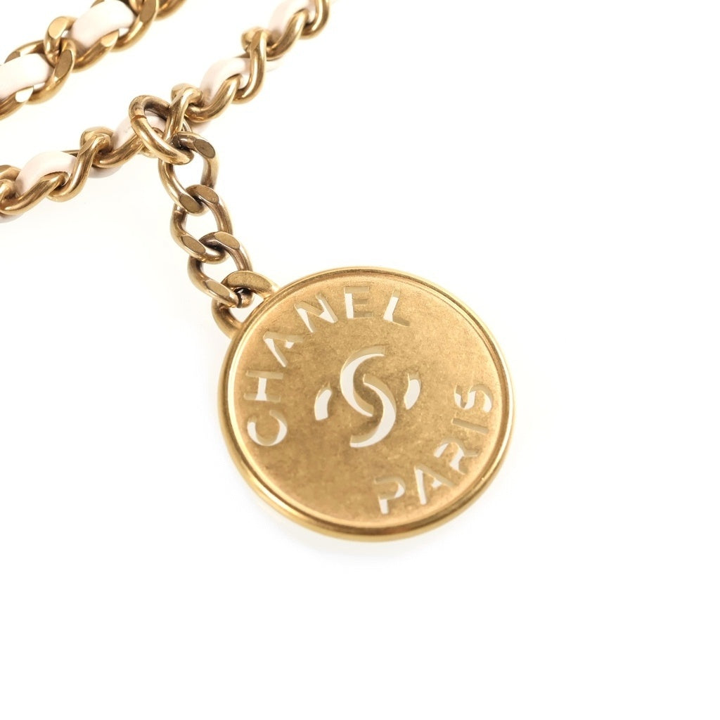 CHANEL(シャネル) シャネル22 ミニ ホワイト ショルダーバッグ シャイニーカーフスキン ゴールド金具 レディース
