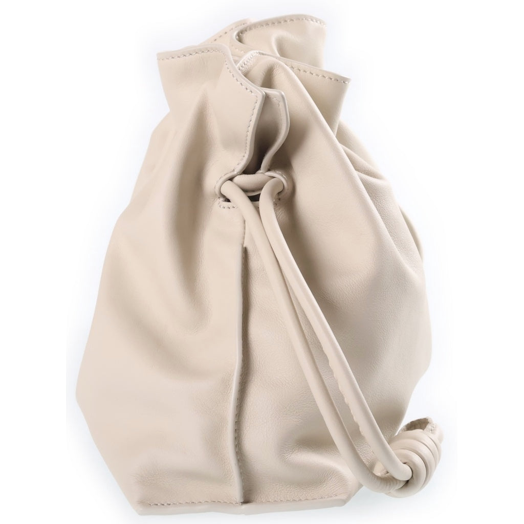 LOEWE(ロエベ) フラメンコ ミディアム ドローストリング レザー 2WAY ハンド ショルダーバッグ シルバー金具 アイボリー レディース