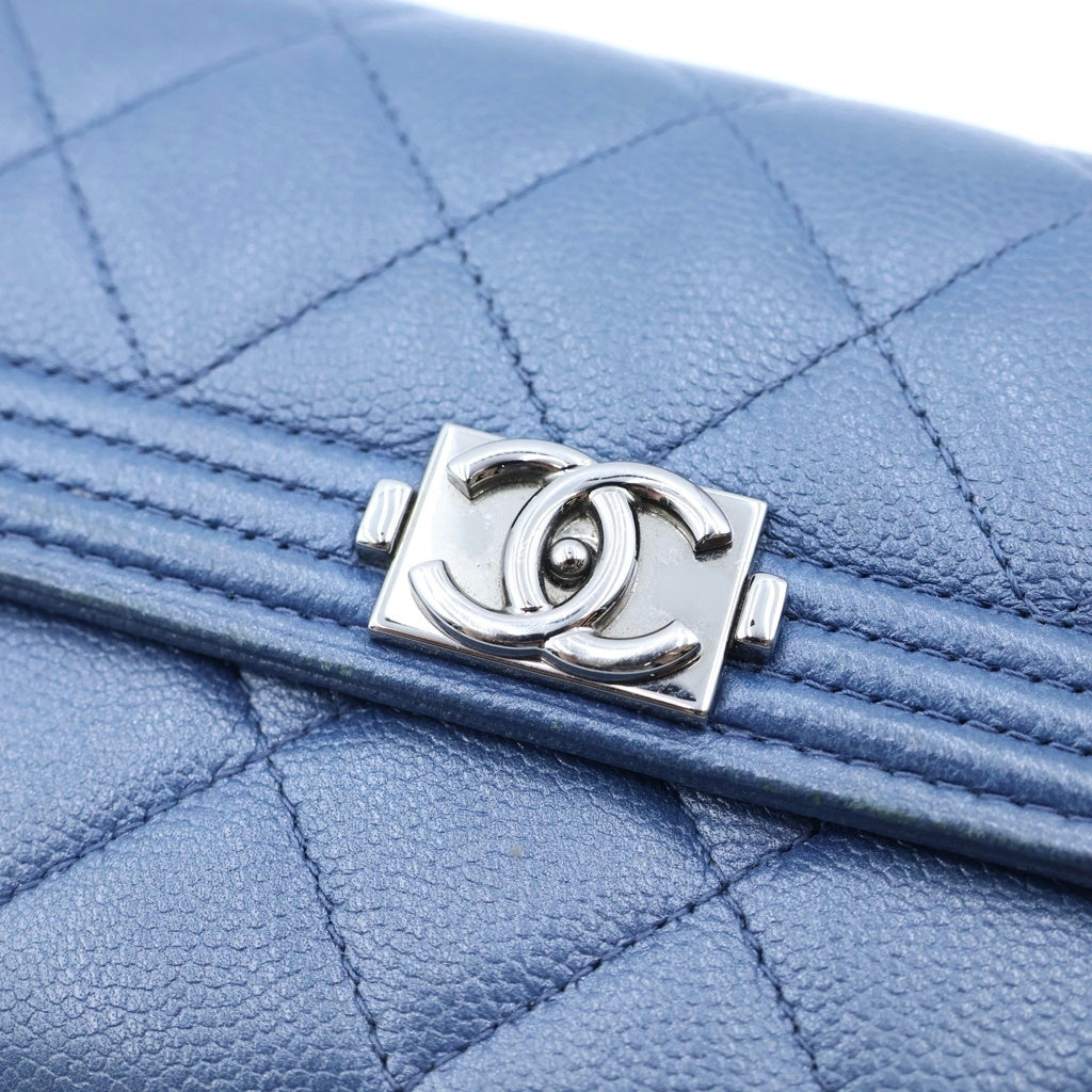 CHANEL(シャネル) ボーイシャネル 二つ折り財布 ロングウォレット カードケース ブルー ネイビー キャビアスキン ガンメタ金具 レディース