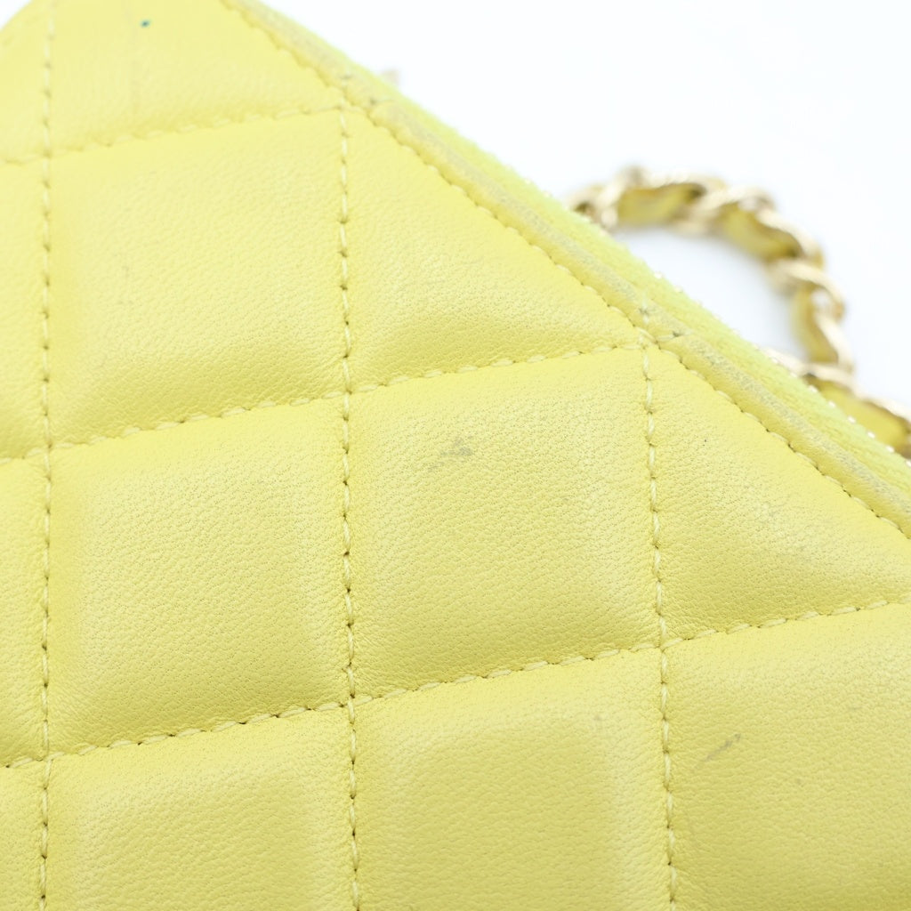 CHANEL(シャネル) マトラッセ ラムスキン レザー チェーンウォレット ショルダーバッグ ゴールド金具 イエロー 23番台 A82527 レディース